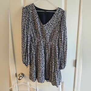 Forever 21 Navy Blue and White Floral Dress